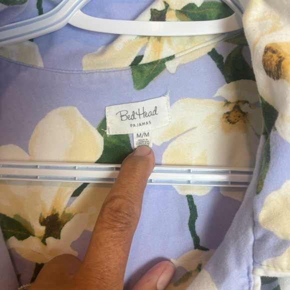 Bed Head Pajamas Floral Button Up Top Size Medium
Soft And Cozy Short sleeves - Picture 4 of 7